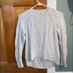 -Gap cream sweater